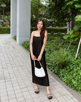 Pleated Maxi (black)